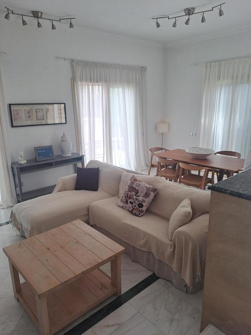 Amorosa Villas Polis Kültér fotó